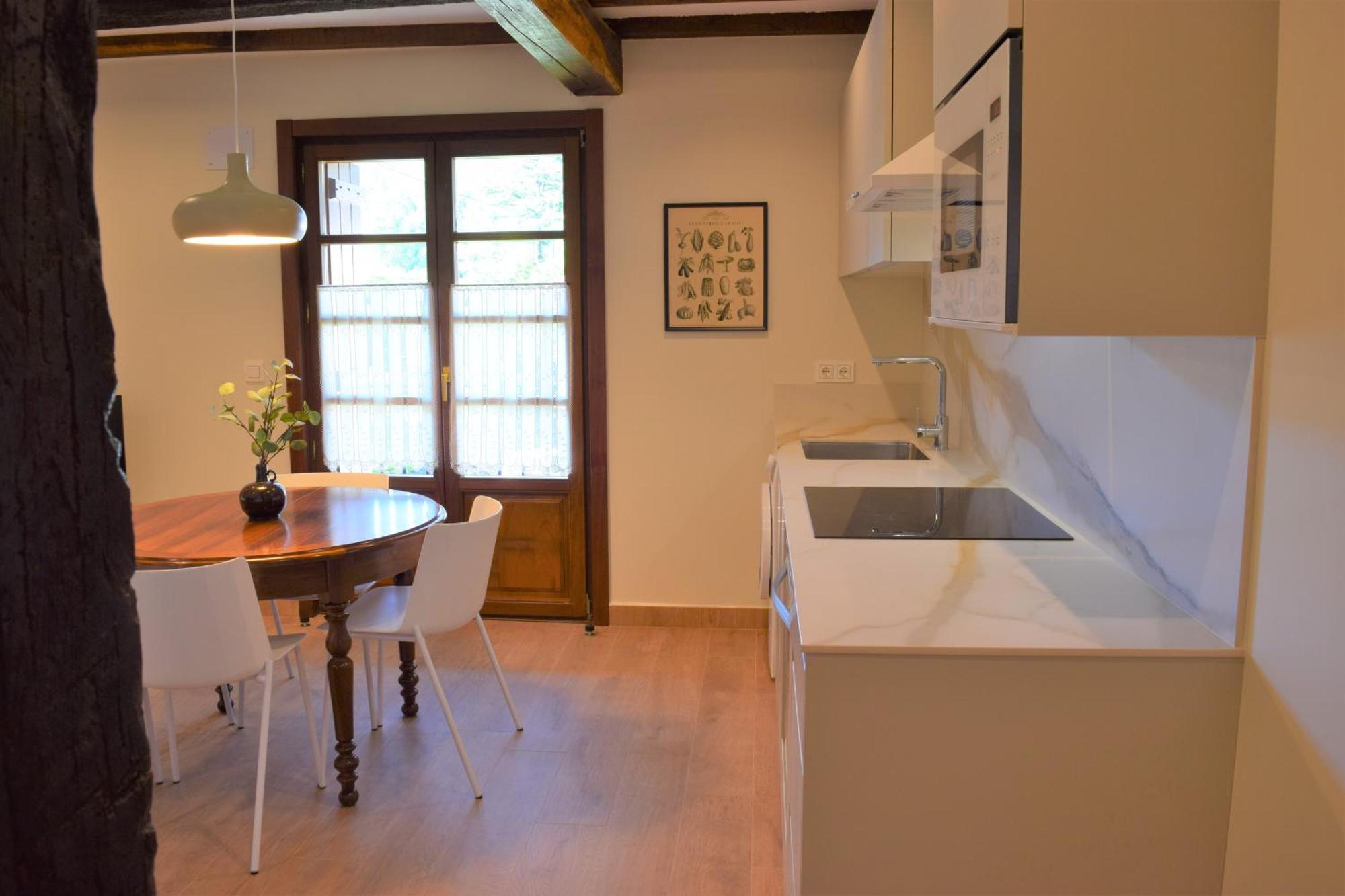 Peritxenea Landa Apartamentuak Лесака Екстериор снимка