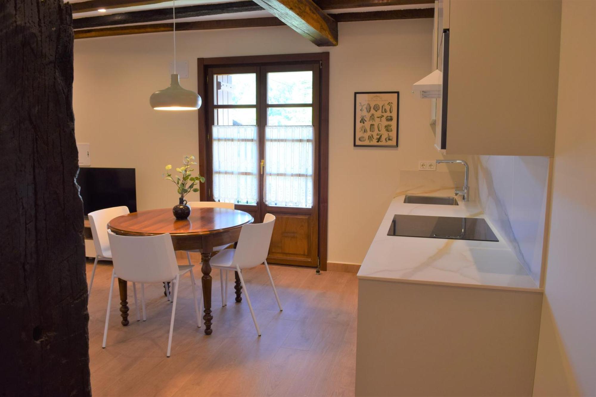 Peritxenea Landa Apartamentuak Лесака Екстериор снимка