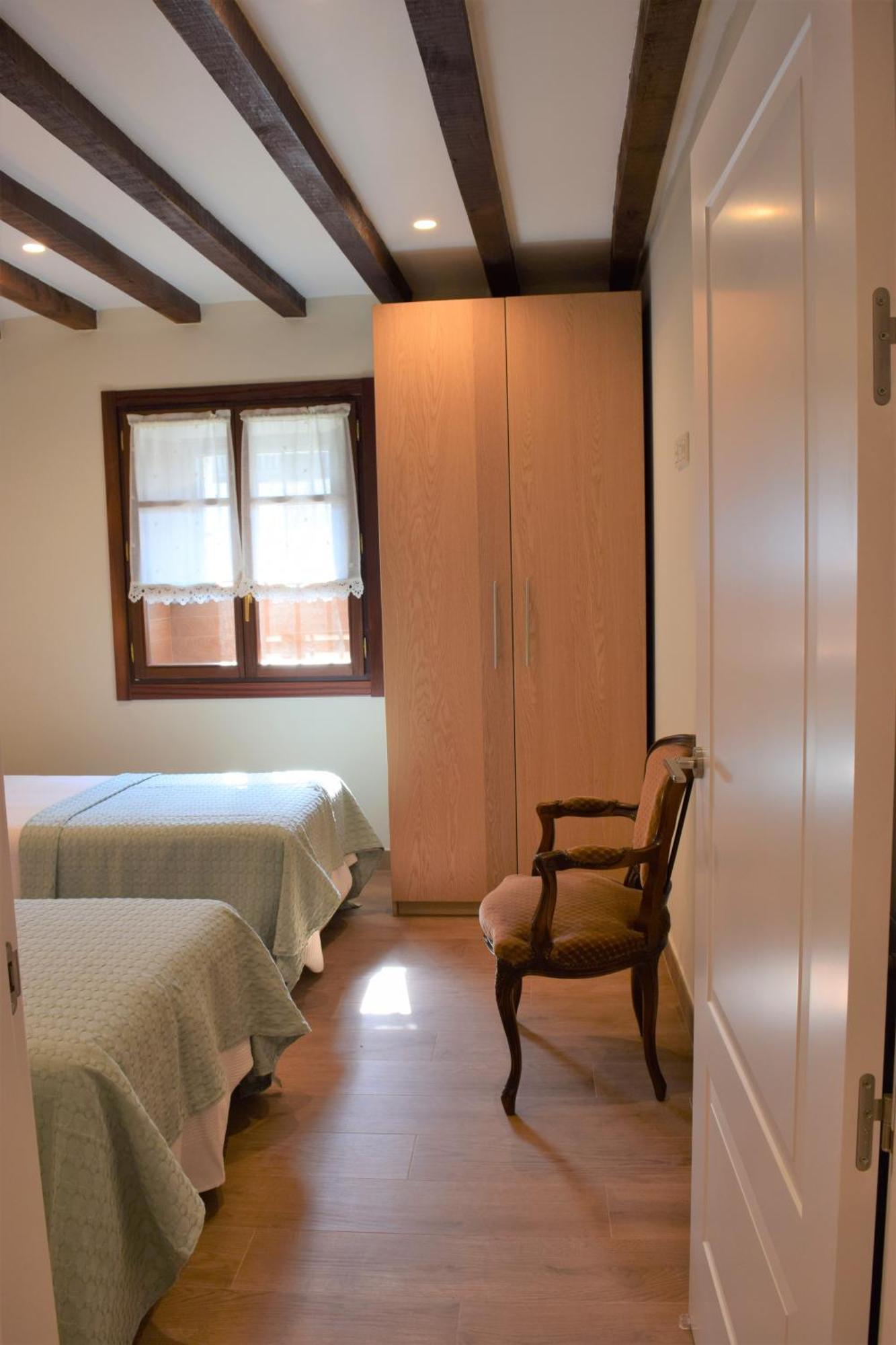 Peritxenea Landa Apartamentuak Лесака Екстериор снимка